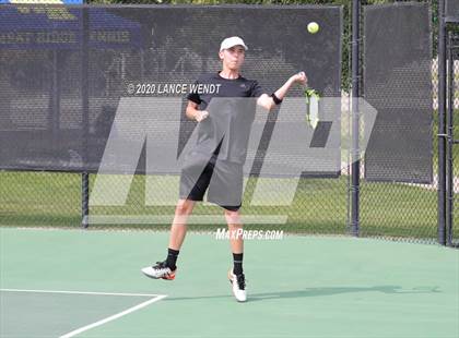 Thumbnail 1 in CHSAA 4A Region 1 photogallery.