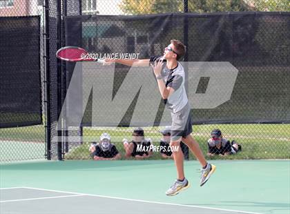 Thumbnail 1 in CHSAA 4A Region 1 photogallery.