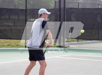 Thumbnail 1 in CHSAA 4A Region 1 photogallery.