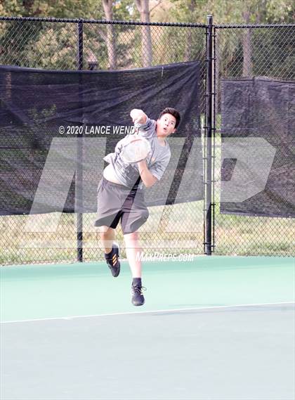 Thumbnail 1 in CHSAA 4A Region 1 photogallery.