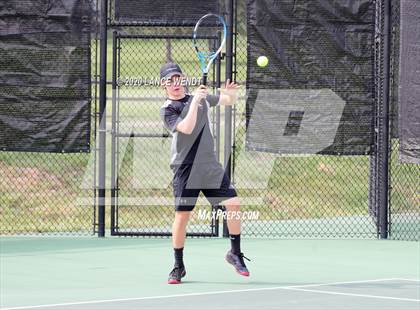 Thumbnail 1 in CHSAA 4A Region 1 photogallery.