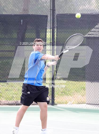 Thumbnail 2 in CHSAA 4A Region 1 photogallery.