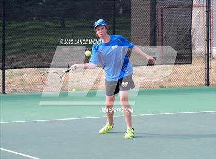 Thumbnail 1 in CHSAA 4A Region 1 photogallery.