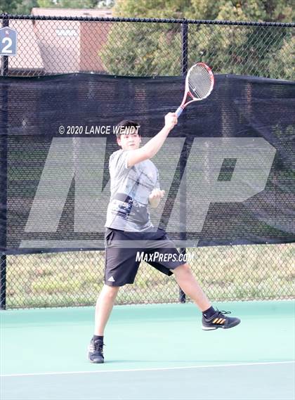 Thumbnail 1 in CHSAA 4A Region 1 photogallery.
