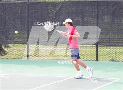 Thumbnail 1 in CHSAA 4A Region 1 photogallery.