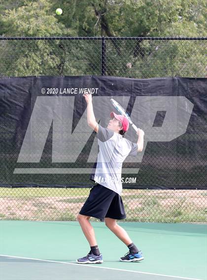 Thumbnail 2 in CHSAA 4A Region 1 photogallery.