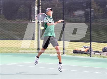 Thumbnail 1 in CHSAA 4A Region 1 photogallery.
