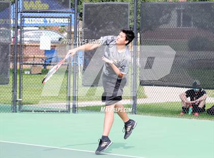 Thumbnail 2 in CHSAA 4A Region 1 photogallery.