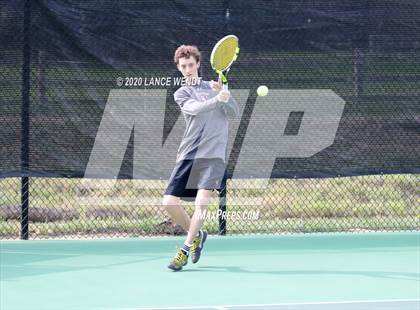 Thumbnail 1 in CHSAA 4A Region 1 photogallery.