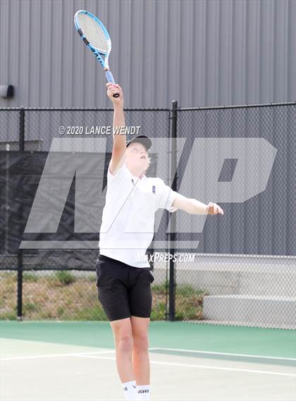 Thumbnail 2 in CHSAA 4A Region 1 photogallery.