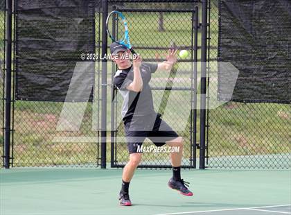Thumbnail 1 in CHSAA 4A Region 1 photogallery.