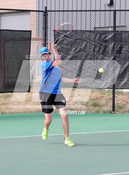 Thumbnail 2 in CHSAA 4A Region 1 photogallery.