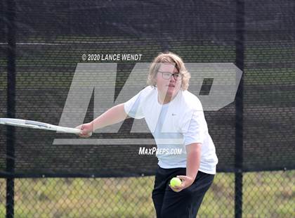Thumbnail 1 in CHSAA 4A Region 1 photogallery.