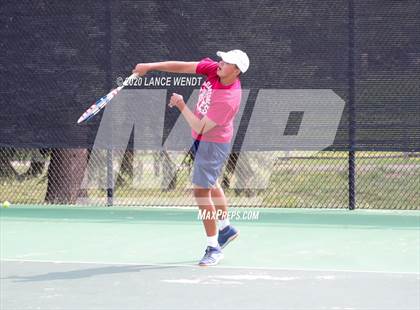 Thumbnail 1 in CHSAA 4A Region 1 photogallery.