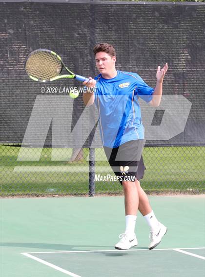 Thumbnail 2 in CHSAA 4A Region 1 photogallery.