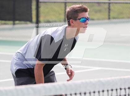 Thumbnail 3 in CHSAA 4A Region 1 photogallery.