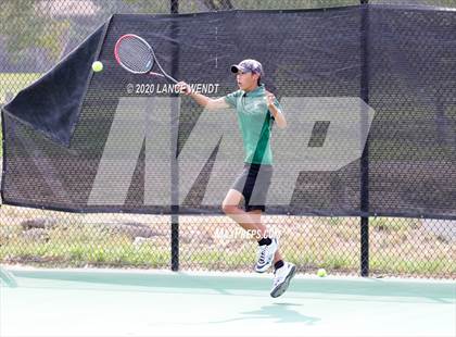 Thumbnail 1 in CHSAA 4A Region 1 photogallery.