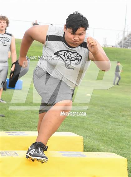 Thumbnail 3 in Goldwater Big Man Contest photogallery.