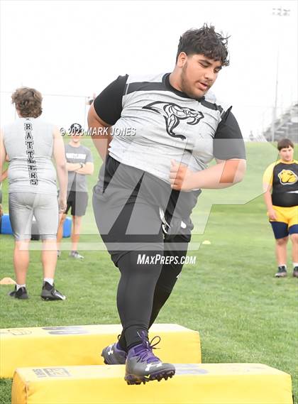 Thumbnail 1 in Goldwater Big Man Contest photogallery.