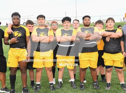 Thumbnail 2 in Goldwater Big Man Contest photogallery.