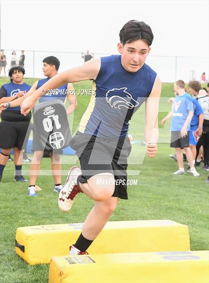 Thumbnail 3 in Goldwater Big Man Contest photogallery.