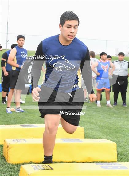 Thumbnail 3 in Goldwater Big Man Contest photogallery.