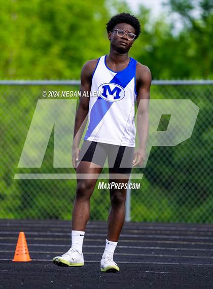 Thumbnail 2 in Southwest Division 1 District Championships photogallery.