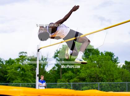Thumbnail 1 in Southwest Division 1 District Championships photogallery.