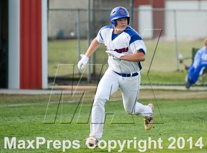 Thumbnail 1 in Wylie vs. Cooper photogallery.