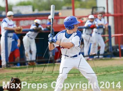 Thumbnail 3 in Wylie vs. Cooper photogallery.