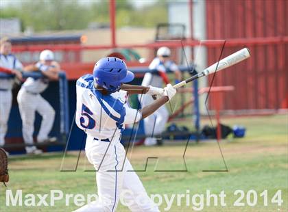 Thumbnail 1 in Wylie vs. Cooper photogallery.