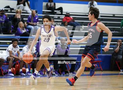Thumbnail 3 in Cypress Springs vs. Angleton photogallery.