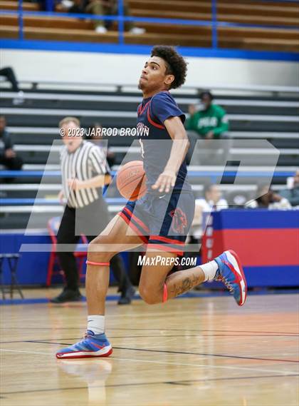 Thumbnail 2 in Cypress Springs vs. Angleton photogallery.
