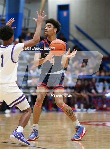Thumbnail 3 in Cypress Springs vs. Angleton photogallery.