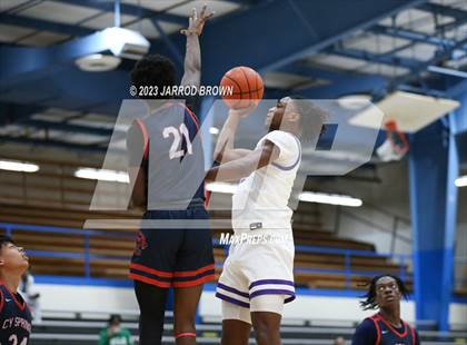 Thumbnail 3 in Cypress Springs vs. Angleton photogallery.