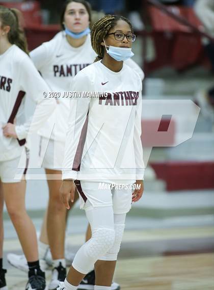 Thumbnail 1 in Bryant @ Benton (Saline County Showdown) photogallery.