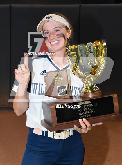 Thumbnail 3 in Willow Canyon vs. Canyon View (AIA 5A Final - Awards) photogallery.