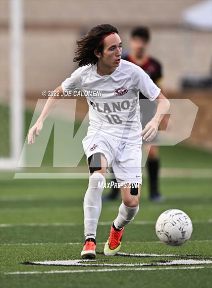 Thumbnail 3 in Lake Travis vs Plano (UIL 6A Boys Soccer State Final) photogallery.