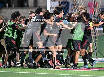Thumbnail 2 in Lake Travis vs Plano (UIL 6A Boys Soccer State Final) photogallery.