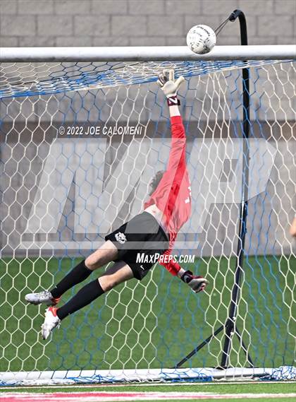 Thumbnail 2 in Lake Travis vs Plano (UIL 6A Boys Soccer State Final) photogallery.