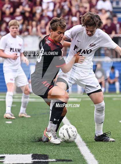 Thumbnail 2 in Lake Travis vs Plano (UIL 6A Boys Soccer State Final) photogallery.