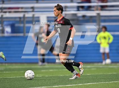 Thumbnail 2 in Lake Travis vs Plano (UIL 6A Boys Soccer State Final) photogallery.