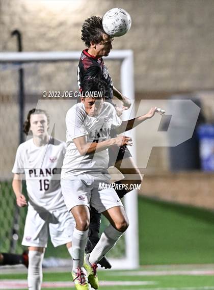 Thumbnail 2 in Lake Travis vs Plano (UIL 6A Boys Soccer State Final) photogallery.
