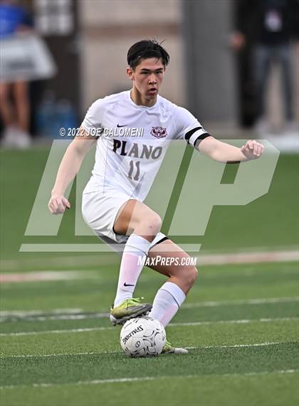 Thumbnail 3 in Lake Travis vs Plano (UIL 6A Boys Soccer State Final) photogallery.