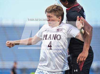 Thumbnail 3 in Lake Travis vs Plano (UIL 6A Boys Soccer State Final) photogallery.