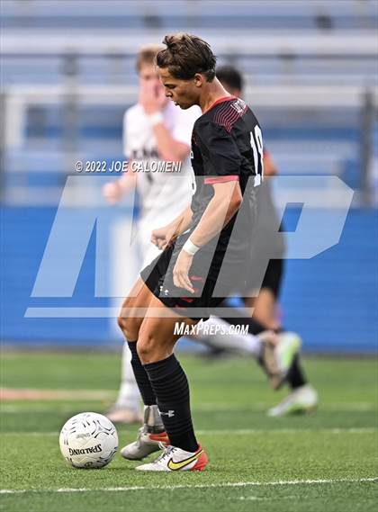 Thumbnail 2 in Lake Travis vs Plano (UIL 6A Boys Soccer State Final) photogallery.