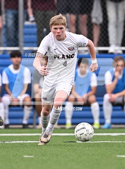 Thumbnail 2 in Lake Travis vs Plano (UIL 6A Boys Soccer State Final) photogallery.