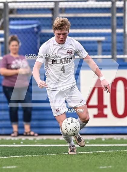 Thumbnail 3 in Lake Travis vs Plano (UIL 6A Boys Soccer State Final) photogallery.