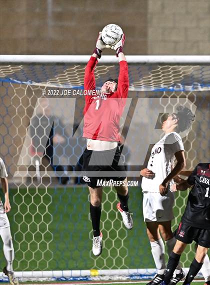 Thumbnail 2 in Lake Travis vs Plano (UIL 6A Boys Soccer State Final) photogallery.
