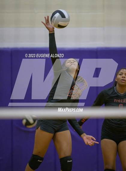 Thumbnail 1 in Brevard HEAT vs Cocoa photogallery.